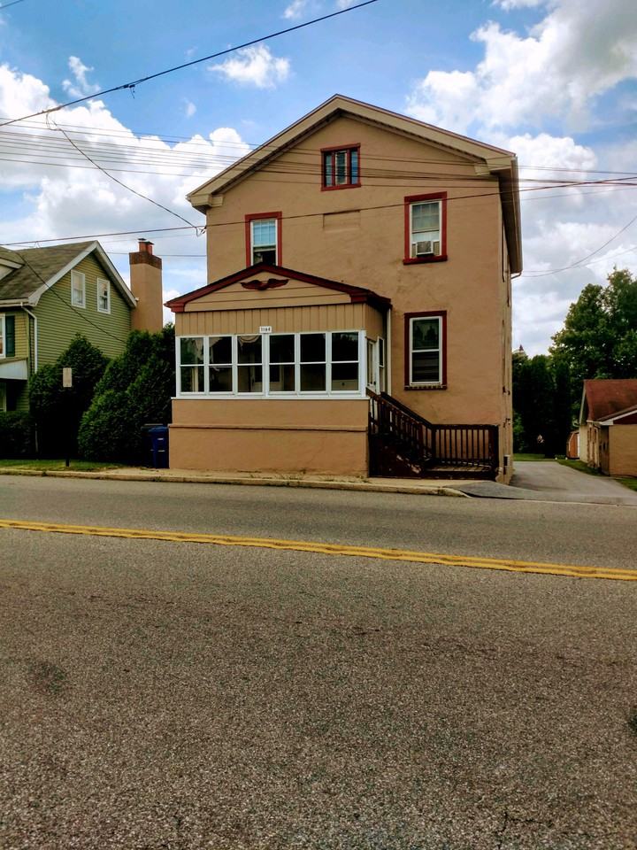 1164 Horseshoe Pike #A