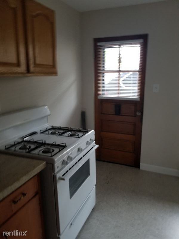 7910 W 26th St - Photo 3 of 4