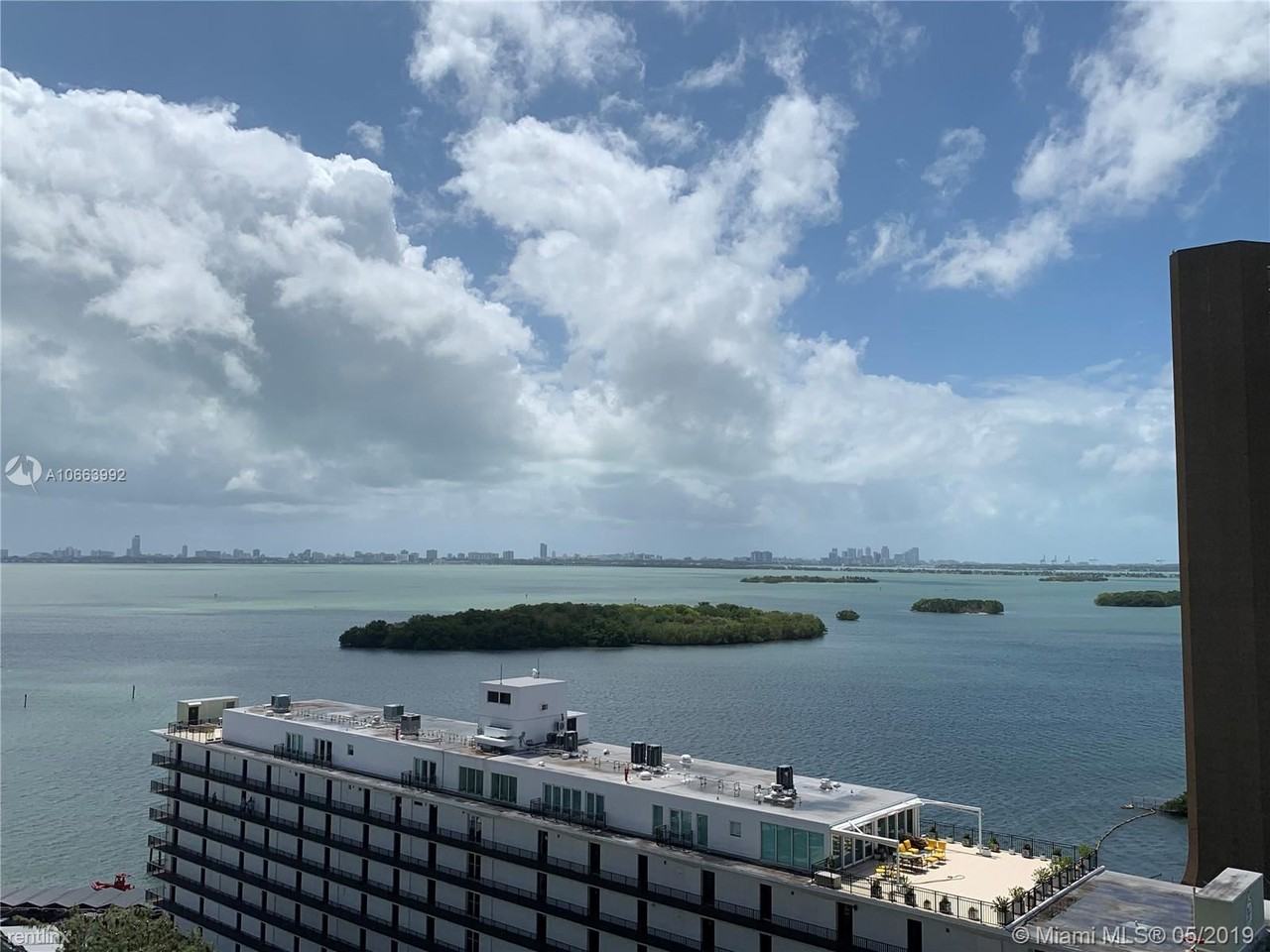 780NE 69th St - Photo 2 of 26