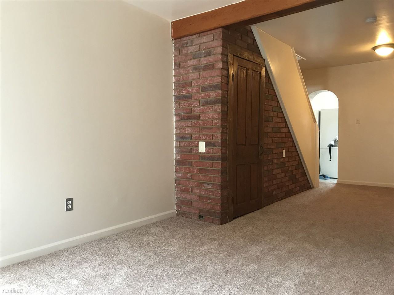312 S Duncan St - Photo 2 of 17