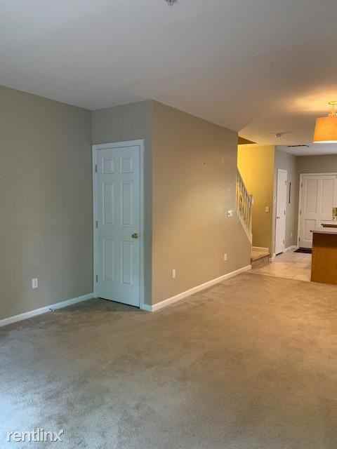 510 St Mary St - Photo 2 of 30