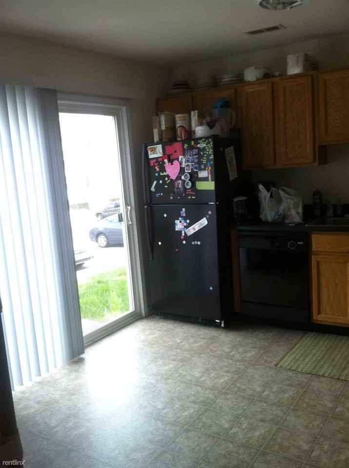3011 Barrymore St - Photo 2 of 4