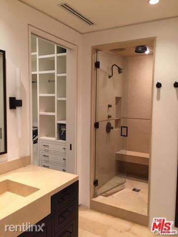 9255 Doheny Rd - Photo 2 of 5