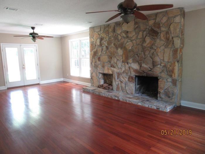 3600 Brookshire Dr - Photo 3 of 18