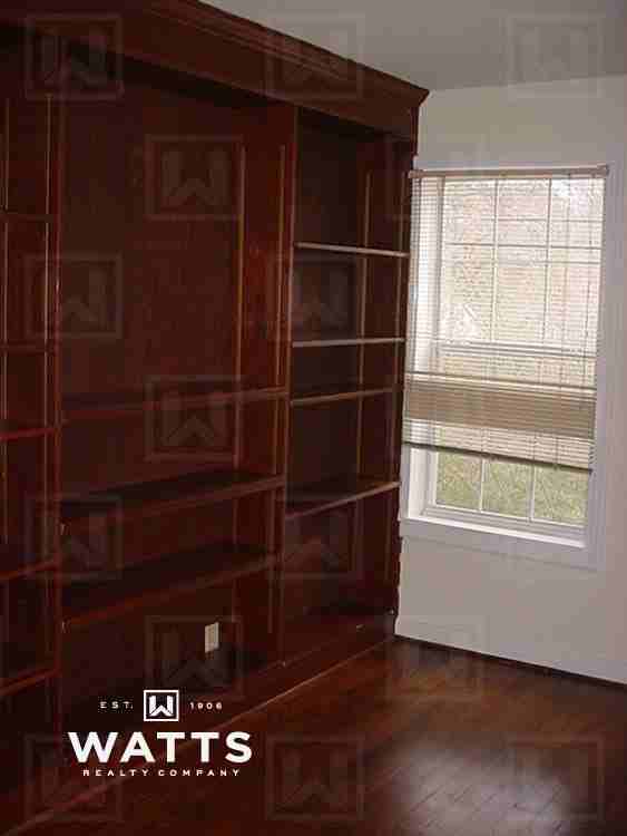 107 Fox Hall Rd #D - Photo 2 of 10