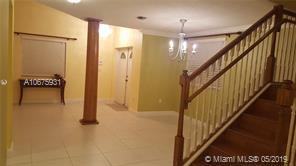 1451 Southwest 11th Place - Photo 3 of 4