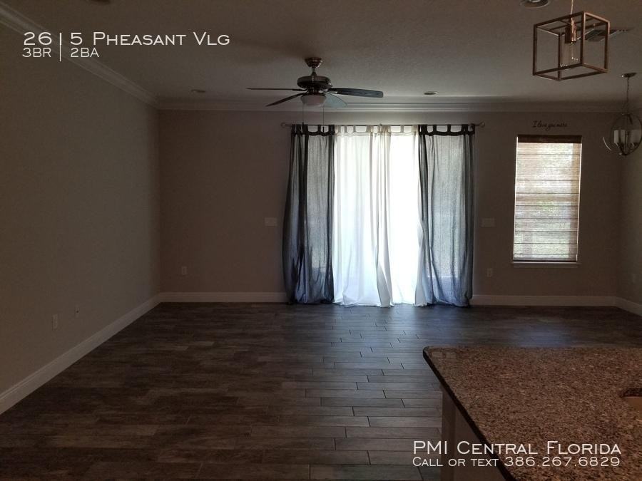 2615 Pheasant Village - Photo 2 of 12