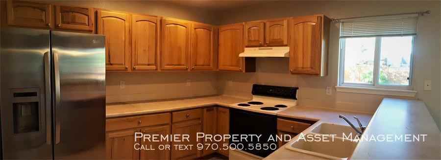 1208 Dewey Dr - Photo 2 of 18