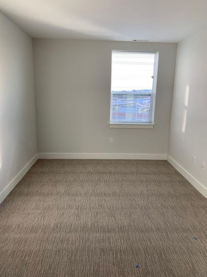 218 Revere Beach Pkwy - Photo 3 of 4