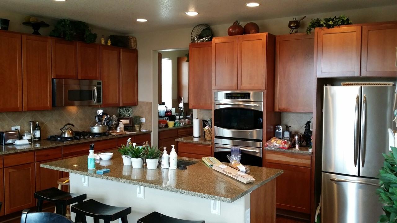 6084 S Paris St - Photo 3 of 9