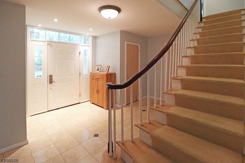 38 Tip Top Way - Photo 2 of 24