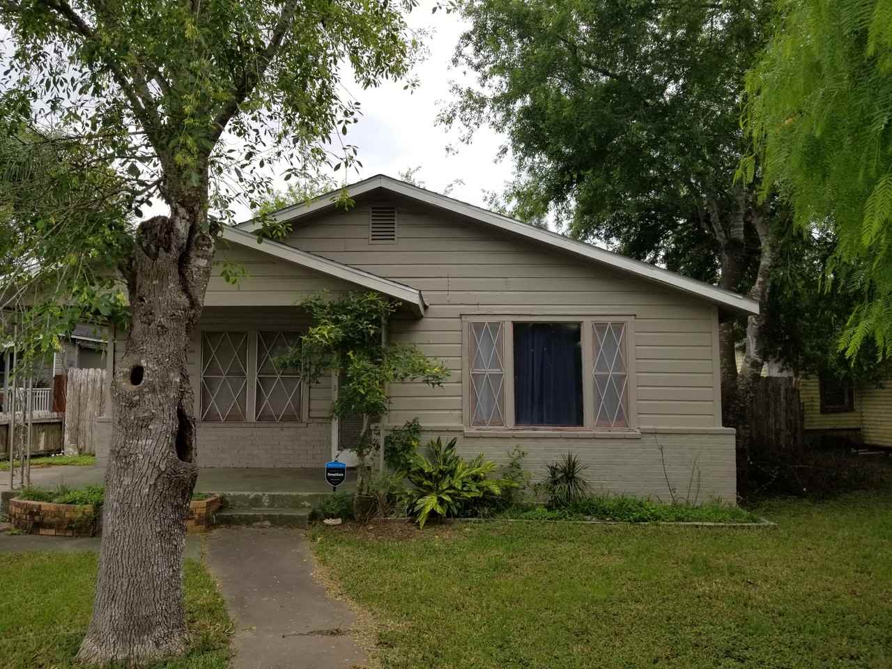 1117 East Nettie Avenue - Photo 3 of 9