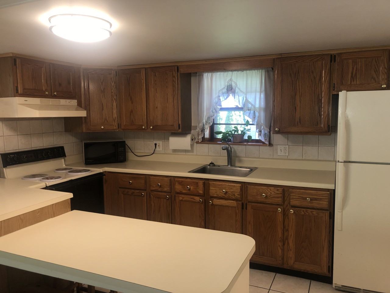 6 Frank St #1 - Photo 3 of 11