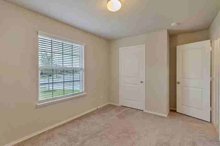 2492 Saldana Drive - Photo 2 of 16