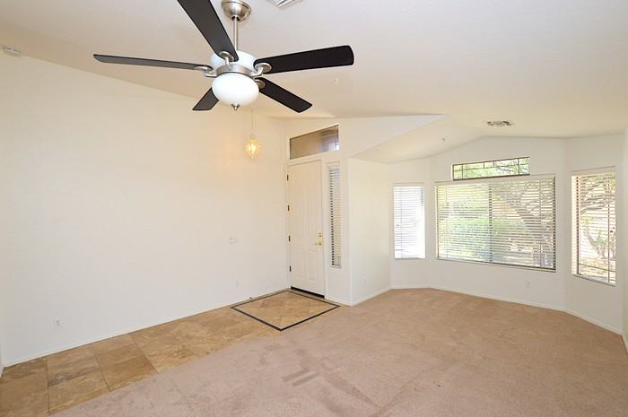 10253 E Penstamin Dr - Photo 3 of 26