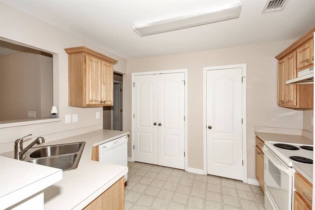 6505 White Walnut Way - Photo 2 of 22