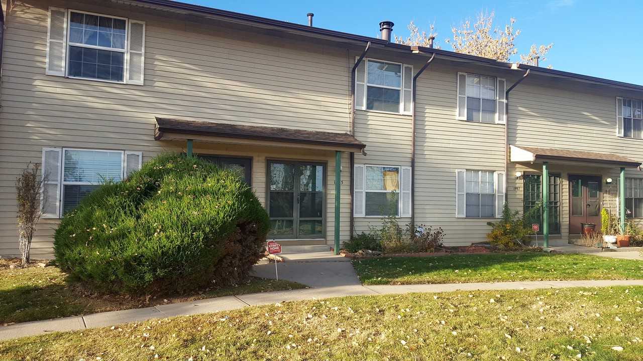 1995 South Peoria Street, Aurora, CO 80014 2 Bedroom House for Rent for