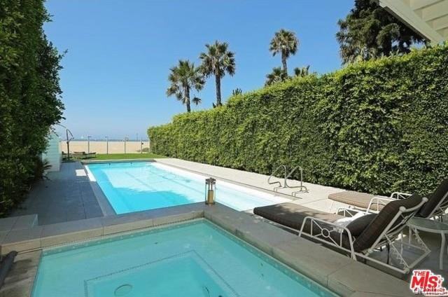 501 Palisades Beach Rd - Photo 2 of 9