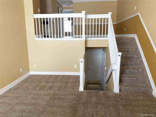 4336 Schaefer Rd - Photo 2 of 10