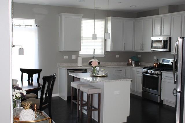 2953 Madison Dr - Photo 2 of 12