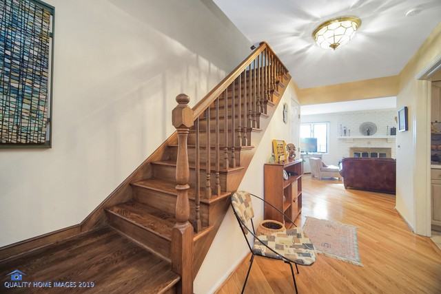 817 Suffield Square - Photo 2 of 17