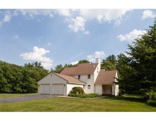 38 Litchfield Dr - Photo 2 of 14