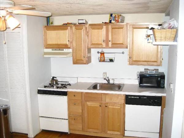 24 Stillman Street #2F