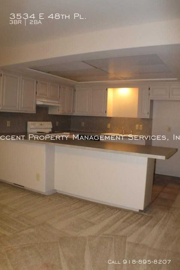 3534 E 48th Pl - Photo 2 of 15