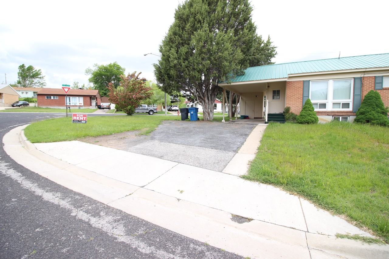 5101 Sw - Photo 2 of 2