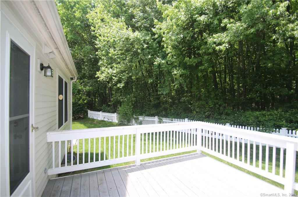 9 Pelham Way - Photo 3 of 25