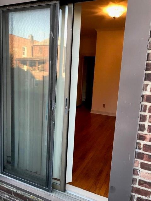 1928 Bogart Ave - Photo 2 of 10