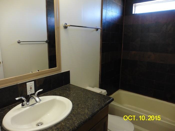 1430 Virginia St - Photo 3 of 12