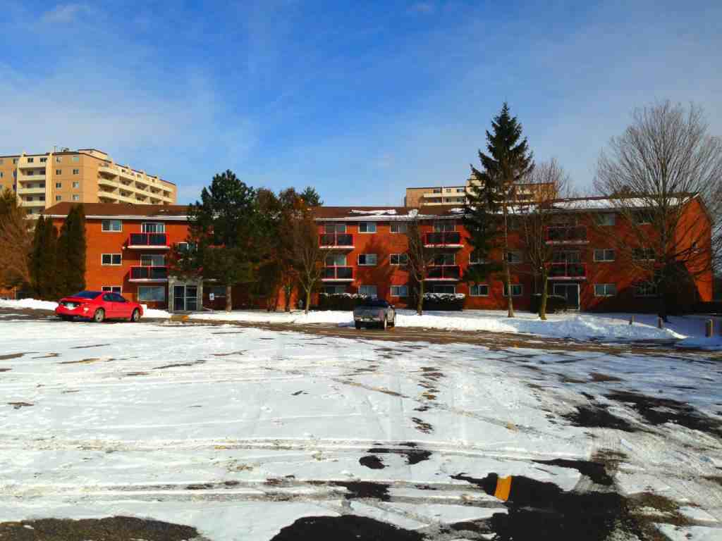 145175 Connaught Avenue Apartments 145 Connaught Ave, London, ON N5Y