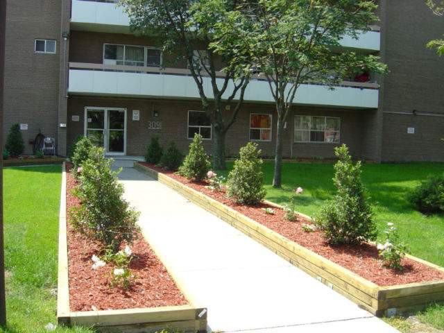 3091 Eglinton Ave. - Photo 2 of 3