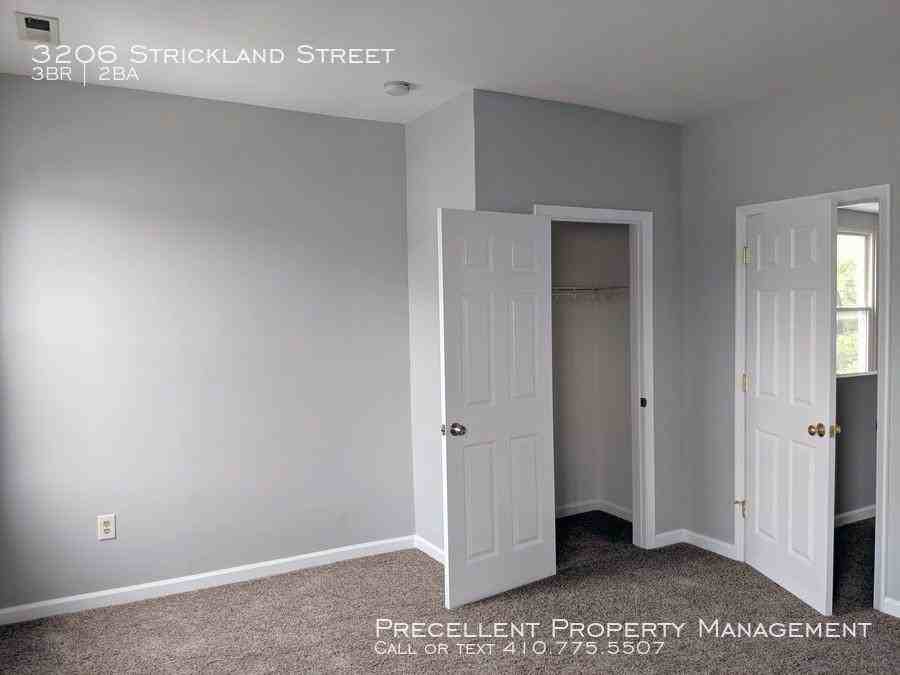 3206 Strickland St - Photo 3 of 21