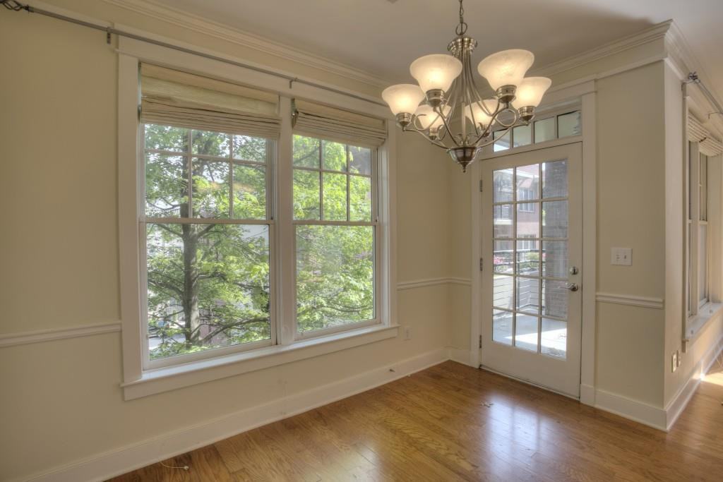 250 11th St NE - Photo 3 of 16