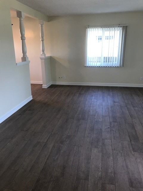 4421 S B St - Photo 2 of 14