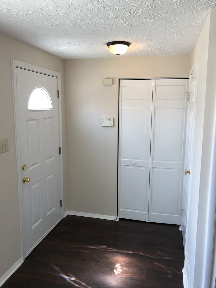 231 Canfield Terrace - Photo 2 of 12