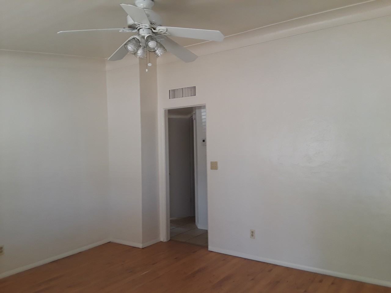 5643 E Mabel St - Photo 3 of 9