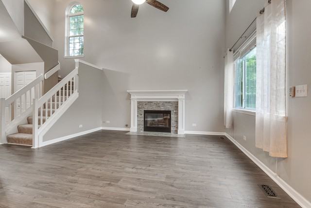 47 S Oakhurst Dr - Photo 3 of 29