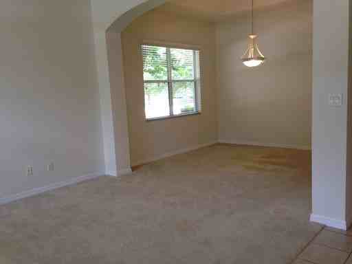 24322 Amberleaf Ct - Photo 2 of 16