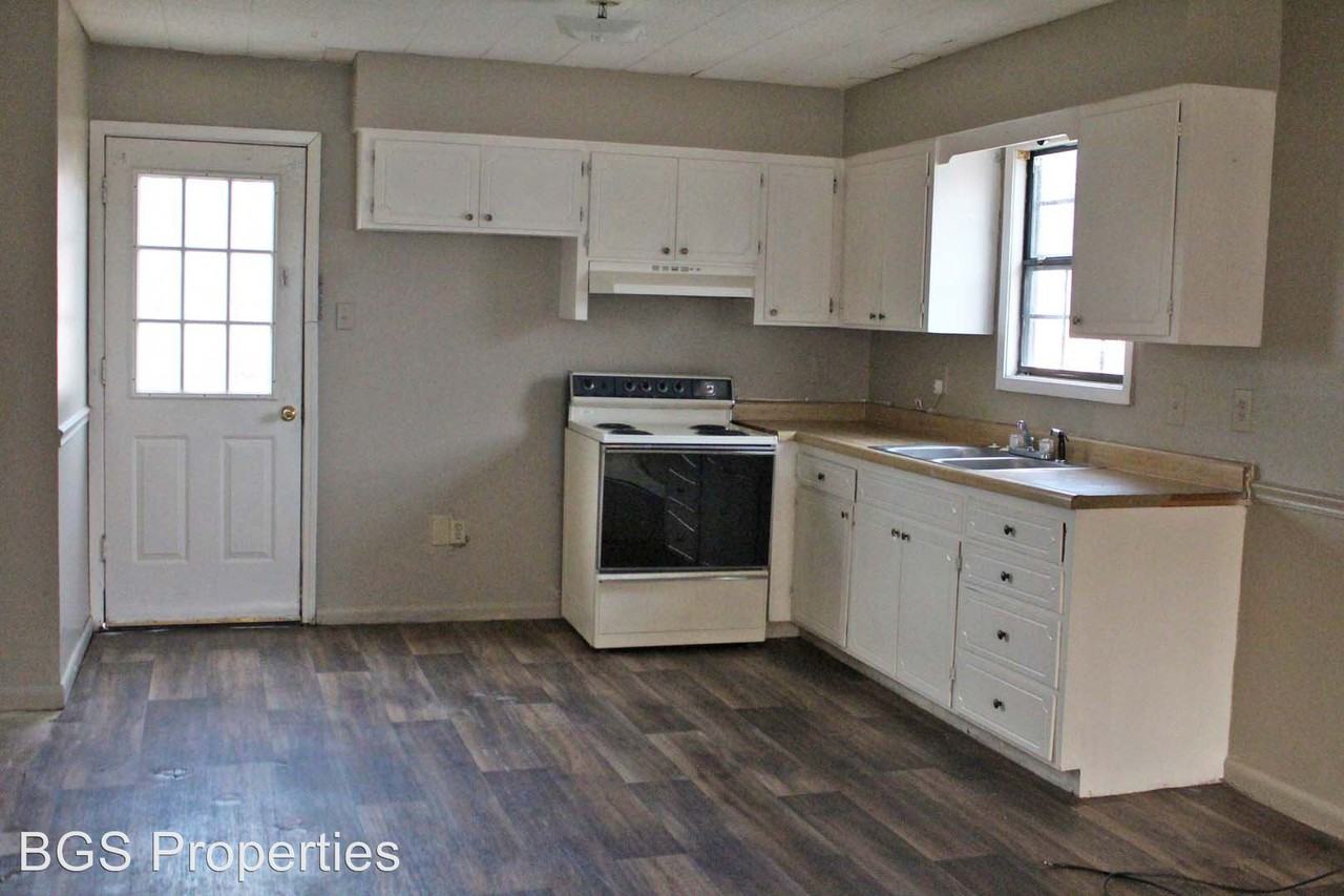 408 E Johnson St - Photo 2 of 6