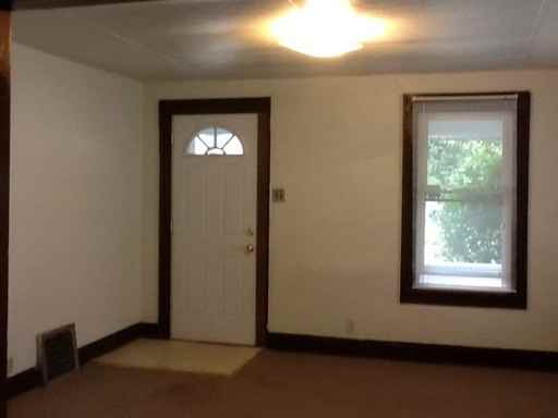 127 W Cleveland Ave - Photo 3 of 13