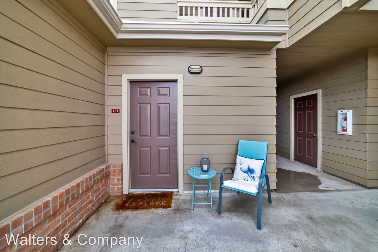 12764 Ironstone Way - Photo 3 of 15