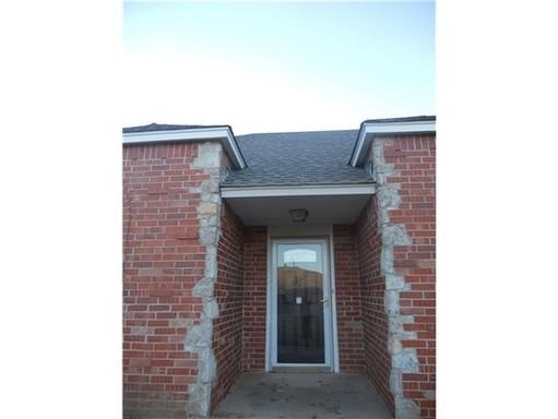 11909 Blueway Ave - Photo 3 of 11