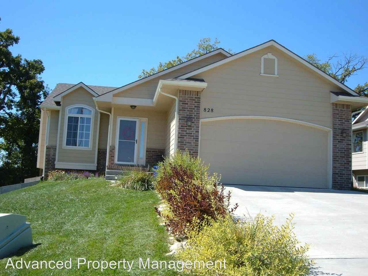 828 Fossilridge - Photo 2 of 24