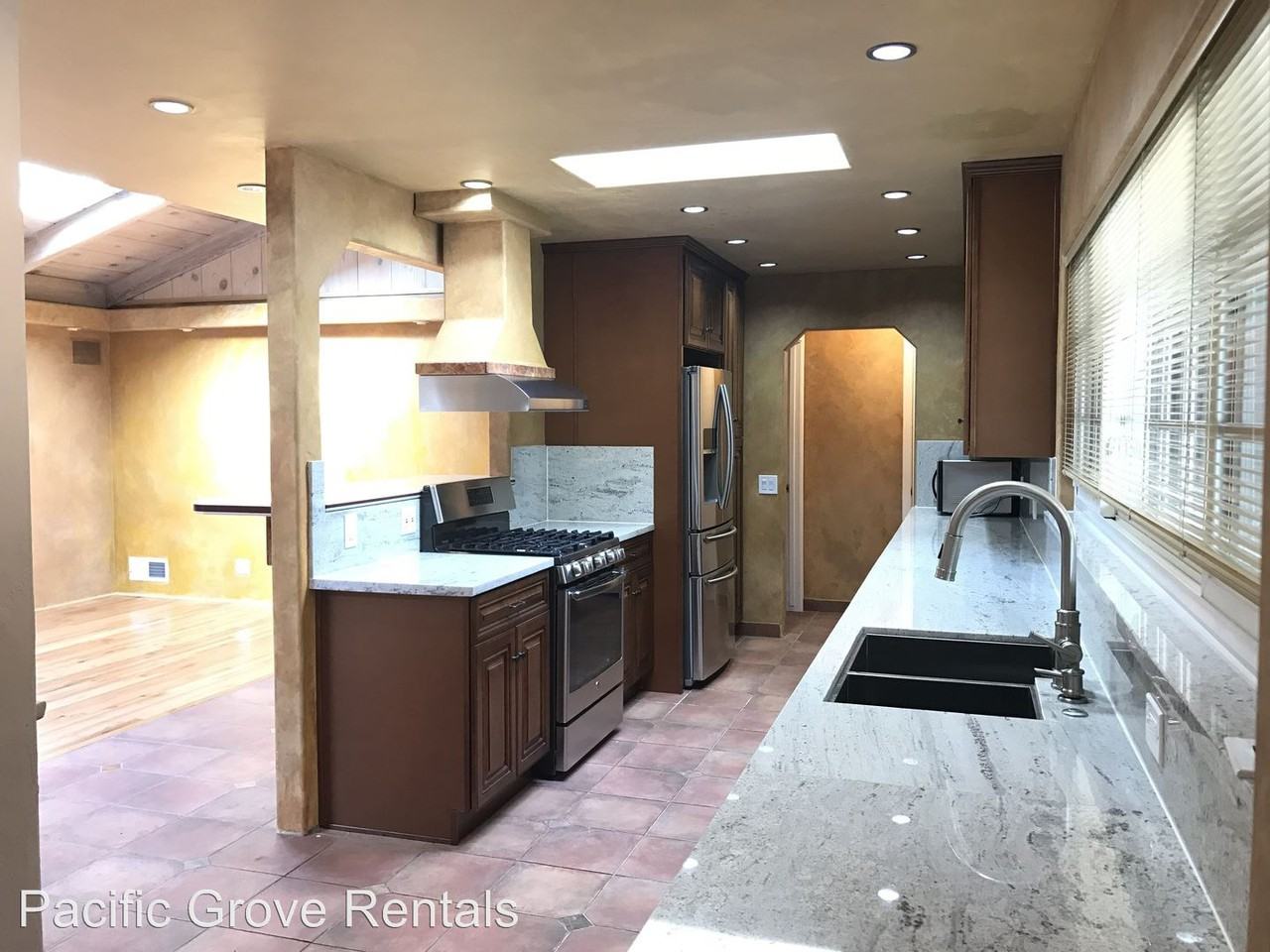 2872 Rancho Rd - Photo 2 of 30