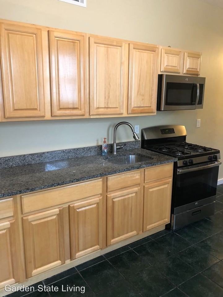 46 Farley Avenue - Photo 3 of 21