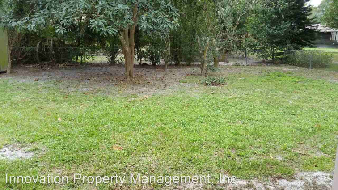 131 E Floyd Ave - Photo 2 of 12