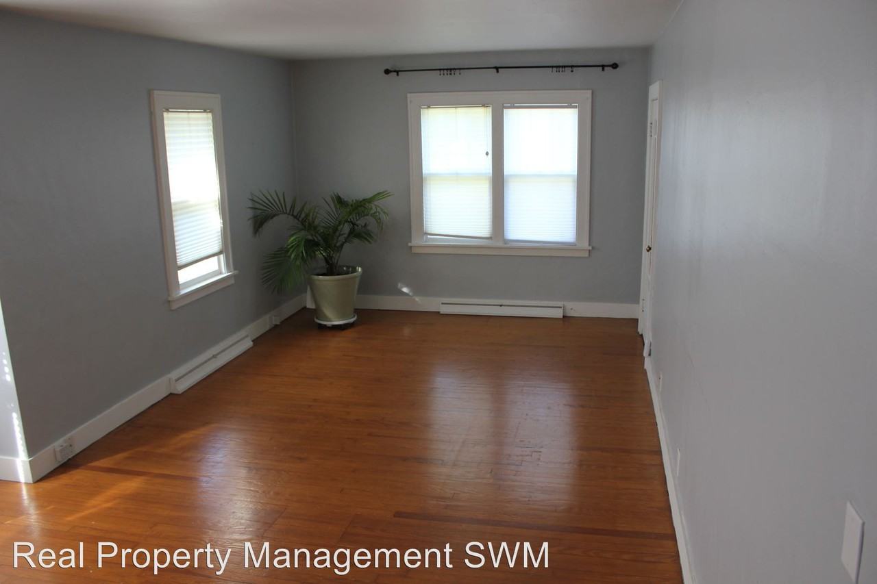 602 N Mechanic St - Photo 3 of 29